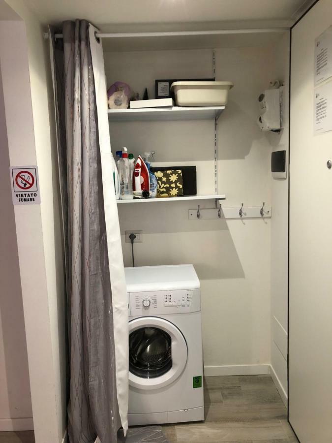 Joy House -Central City Near Metro Arco Della Pace Brera-Entire Apartment Perfect For Work & Play, Nightlife With Ac & Fast Wifi Welcome To The Cool Joy House! Милан Экстерьер фото